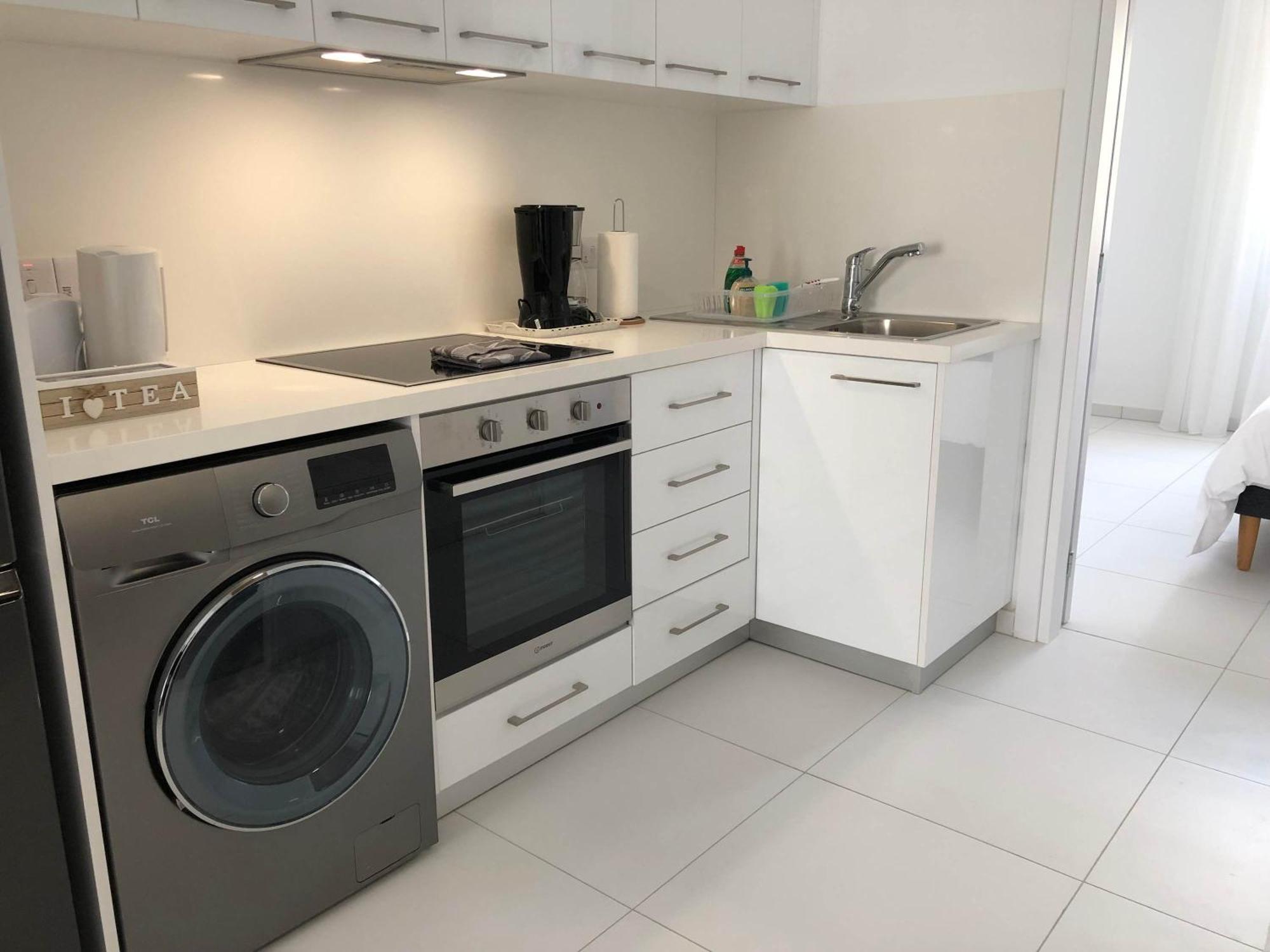 Apartment Elegant Beachside - 1 Min Walk To Venus