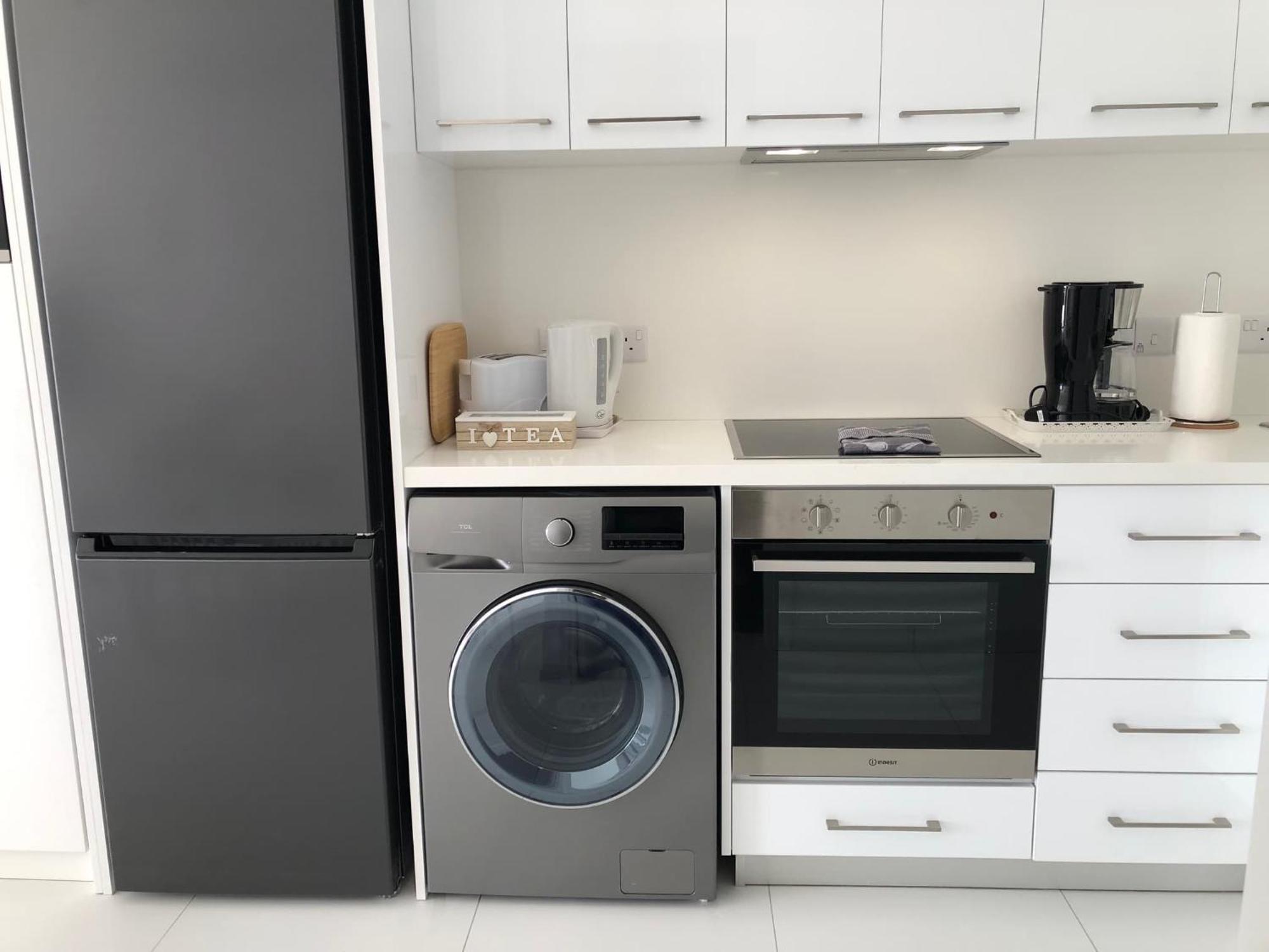 Apartment Elegant Beachside - 1 Min Walk To Venus Paphos