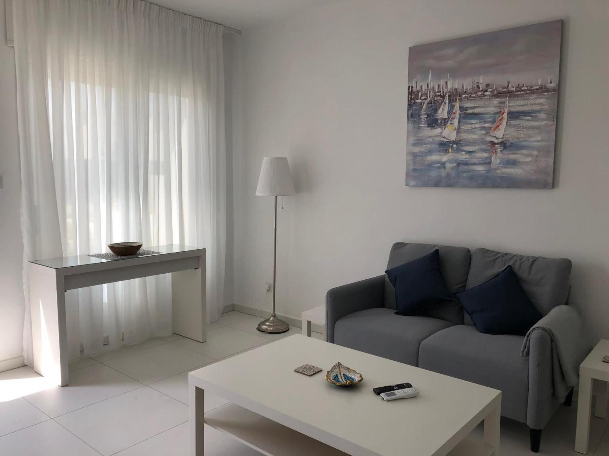 Elegant Beachside - 1 Min Walk To Venus Paphos